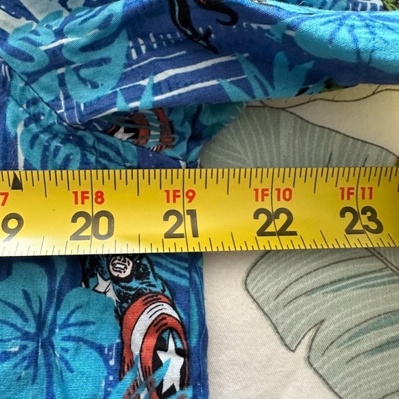 Marvel Avengers Hawaiian Shirt Classic Comics Button Up Short Sleeve Men's M - Picture 14 of 15
